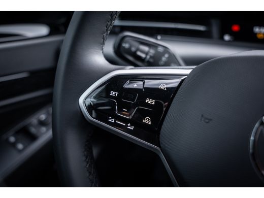 Volkswagen ID.7 Limited Edition | Achterbank in ongelijke delen neerklapbaar incl. middenarmsteun en doorlaadmoge... ActivLease financial lease