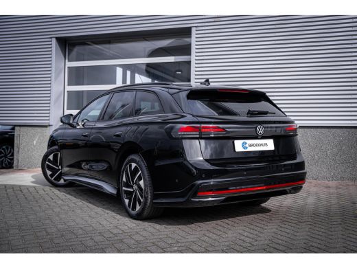 Volkswagen ID.7 Limited Edition | Achterbank in ongelijke delen neerklapbaar incl. middenarmsteun en doorlaadmoge... ActivLease financial lease