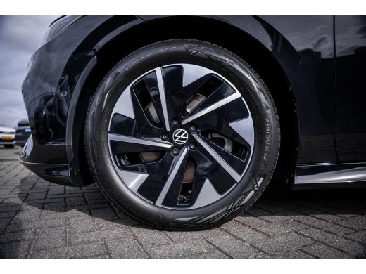 Volkswagen ID.7 Limited Edition | Achterbank in ongelijke delen neerklapbaar incl. middenarmsteun en doorlaadmoge... ActivLease financial lease