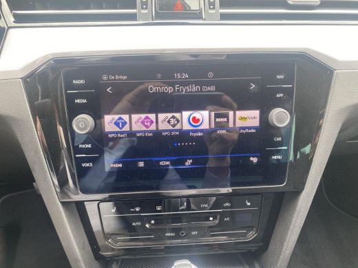 Volkswagen Passat Variant 1.4 TSI PHEV GTE Business | Trekhaak | A.Camera  | Stoelverwarming | IQ.Light | ActivLease financial lease