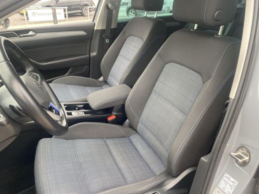 Volkswagen Passat Variant 1.4 TSI PHEV GTE Business | Trekhaak | A.Camera  | Stoelverwarming | IQ.Light | ActivLease financial lease