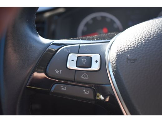 Volkswagen Polo 1.0 TSI Comfortline Business | ACC | PDC V+A | Navigatie | Airco ActivLease financial lease