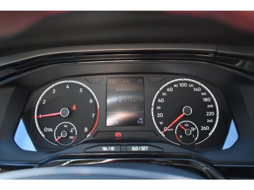Volkswagen Polo 1.0 TSI Comfortline Business | ACC | PDC V+A | Navigatie | Airco ActivLease financial lease