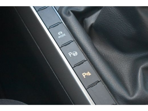Volkswagen Polo 1.0 TSI Comfortline Business | ACC | PDC V+A | Navigatie | Airco ActivLease financial lease