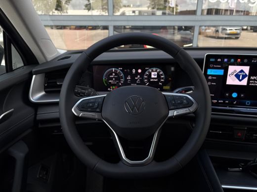 Volkswagen Tayron Life Edition | Trekhaak  | 'App-Connect' draadloze smartphone integratie | Automatische afstandsr... ActivLease financial lease