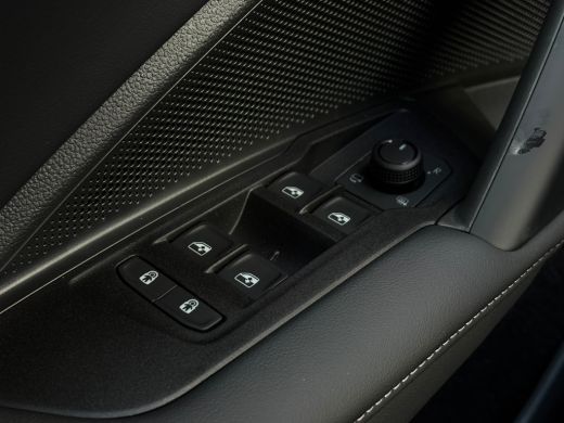 Volkswagen Tayron Life Edition | Trekhaak  | 'App-Connect' draadloze smartphone integratie | Automatische afstandsr... ActivLease financial lease