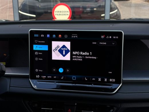 Volkswagen Tayron Life Edition | Trekhaak  | 'App-Connect' draadloze smartphone integratie | Automatische afstandsr... ActivLease financial lease