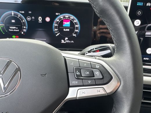 Volkswagen Tiguan 1.5 eHybrid 272PK PHEV ELEGANCE ALCANTARA/NAVI/360&deg;CAMERA/TREKHAAK ActivLease financial lease