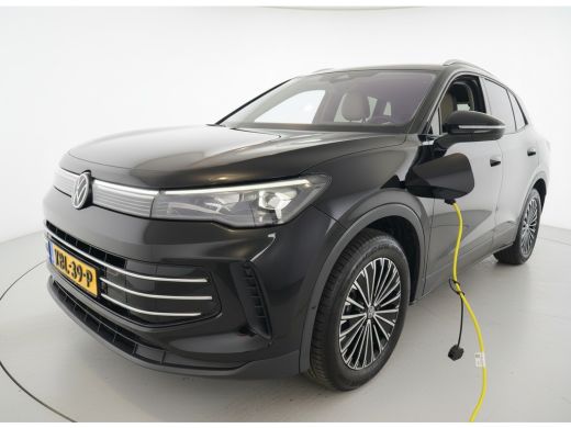 Volkswagen Tiguan 1.5 eHybrid 272PK PHEV ELEGANCE ALCANTARA/NAVI/360&deg;CAMERA/TREKHAAK ActivLease financial lease