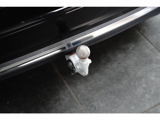 Volvo  V60 2.0 T6 Plug-in hybrid AWD Plus Bright | Trekhaak | Panoramadak | Leder | ActivLease financial lease