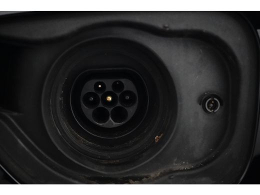 Volvo  V60 2.0 T6 Plug-in hybrid AWD Plus Bright | Trekhaak | Panoramadak | Leder | ActivLease financial lease