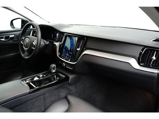 Volvo  V60 2.0 T6 Plug-in hybrid AWD Plus Bright | Trekhaak | Panoramadak | Leder | ActivLease financial lease