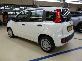 Fiat Panda 1.0 Hybrid City 8 Jaar Garantie! | Parkeersensoren | Airco | Cruise Control | Bluetooth | DAB+ | ...