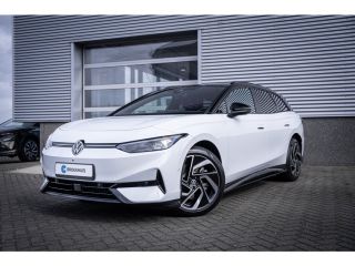 Volkswagen ID.7 Limited Edition | Achterbank in ongelijke delen neerklapbaar incl. middenarmsteun en doorlaadmoge...