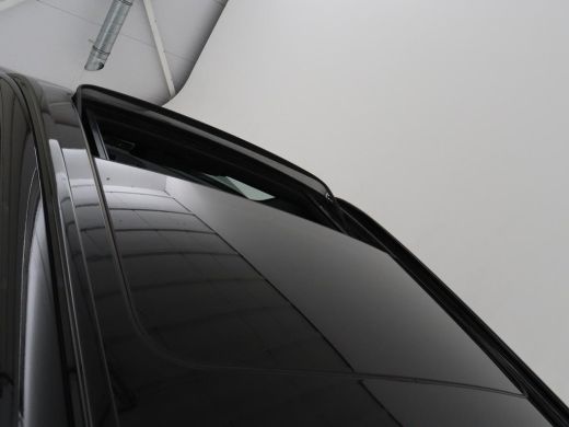 BMW 5 Serie 520i M Sport | Panoramadak | Stoelventilatie | Head-Up | 360 Camera | Leder | Adaptief LED | Memo... ActivLease financial lease