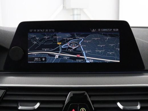 BMW 5 Serie 520i M Sport | Panoramadak | Stoelventilatie | Head-Up | 360 Camera | Leder | Adaptief LED | Memo... ActivLease financial lease