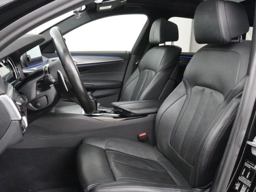 BMW 5 Serie 520i M Sport | Panoramadak | Stoelventilatie | Head-Up | 360 Camera | Leder | Adaptief LED | Memo... ActivLease financial lease
