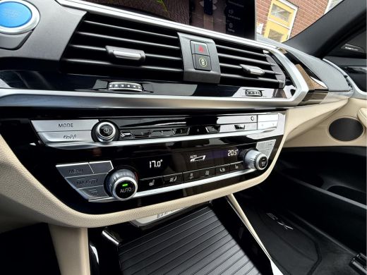 BMW iX3 High Executive 80 kWh SOH 94.5%, Panoramadak, 360 Camera, Trekhaak, Harman/Kardon ActivLease financial lease