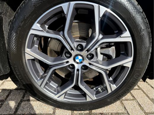 BMW X1 xDrive25e High Executive Edition Panoramadak, Camera, 18''Lmv, ActivLease financial lease