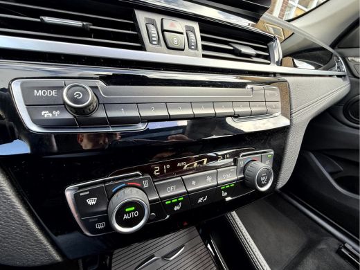 BMW X1 xDrive25e High Executive Edition Panoramadak, Camera, 18''Lmv, ActivLease financial lease