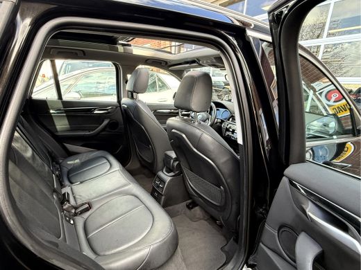 BMW X1 xDrive25e High Executive Edition Panoramadak, Camera, 18''Lmv, ActivLease financial lease