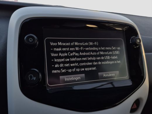 Citroën C1 1.0 VTi Millenium Carplay/android auto | DAB | Extra getint glas | Airco | ActivLease financial lease