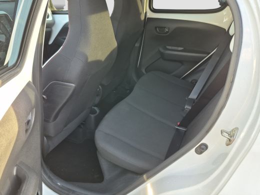 Citroën C1 1.0 VTi Millenium Carplay/android auto | DAB | Extra getint glas | Airco | ActivLease financial lease