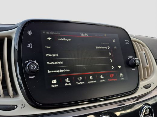 Fiat 500 1.0 Hybrid Lounge Carplay/android auto | Parkeersensoren | Cruise control | Airco | ActivLease financial lease