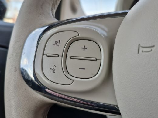 Fiat 500 1.0 Hybrid Lounge Carplay/android auto | Parkeersensoren | Cruise control | Airco | ActivLease financial lease