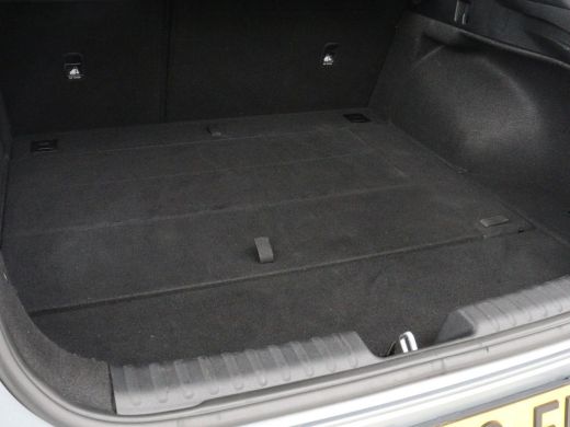 Kia ProCeed 1.5 T-GDI GT-Line | Panoramadak | Stoel & stuurverwarming | Trekhaak | Leder/Alcantara | Adaptive... ActivLease financial lease