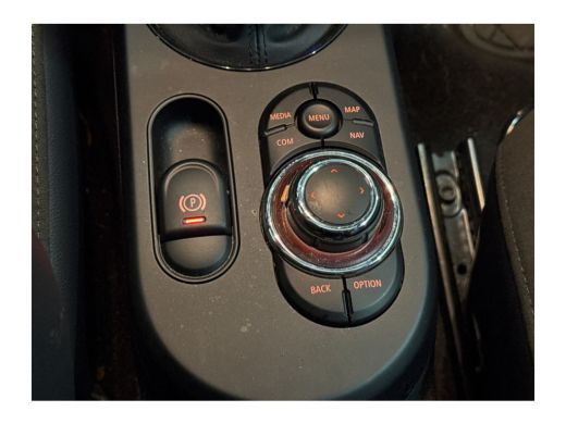 Mini Electric Camden Plus Edition 33 kWh | Achterbank in delen neerklapbaar | Achteruitrijcamera | Airco (autom... ActivLease financial lease