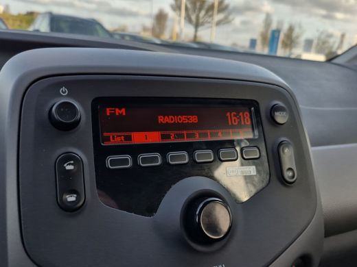 Peugeot 108 1.0 e-VTi Active Airco | DAB | Extra getint glas | Bluetooth | ActivLease financial lease