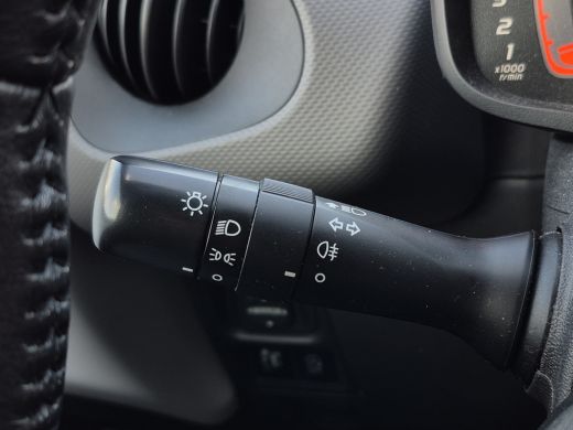 Peugeot 108 1.0 e-VTi Active Airco | DAB | Extra getint glas | Bluetooth | ActivLease financial lease