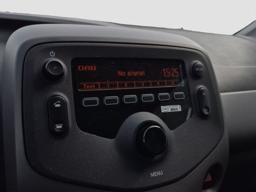 Peugeot 108 1.0 e-VTi Active DAB | Extra getint glas | Airco | Bluetooth | ActivLease financial lease