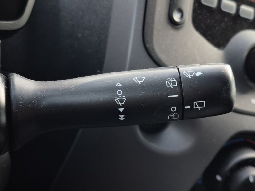 Peugeot 108 1.0 e-VTi Active DAB | Extra getint glas | Airco | Bluetooth | ActivLease financial lease