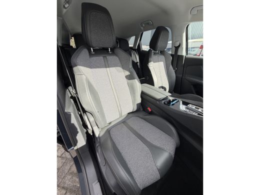 Peugeot 3008 225pk HYbrid Allure Pack (Elektrische Klep - 360gr Camera - Keyless Entry - Automatische Airco - ... ActivLease financial lease