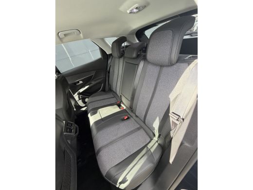 Peugeot 3008 225pk HYbrid Allure Pack (Elektrische Klep - 360gr Camera - Keyless Entry - Automatische Airco - ... ActivLease financial lease