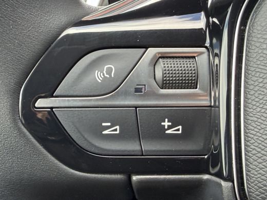 Peugeot 3008 225pk HYbrid Allure Pack (Elektrische Klep - 360gr Camera - Keyless Entry - Automatische Airco - ... ActivLease financial lease