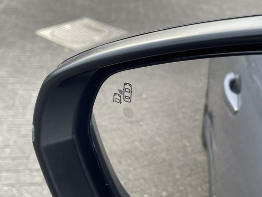 Peugeot 5008 130pk GT (Camera - LED - Keyless Entry - i-cockpit - 7 zits - Parkeersensoren V+A - Adaptieve Cru... ActivLease financial lease