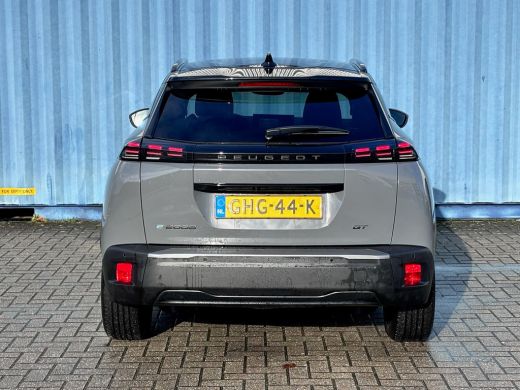 Peugeot e-2008 EV GT 54 kWh SOH 97,44% | WLTP 375 - 415 km | Cruise control adaptief | Navi fullscreen | 54kWh |... ActivLease financial lease