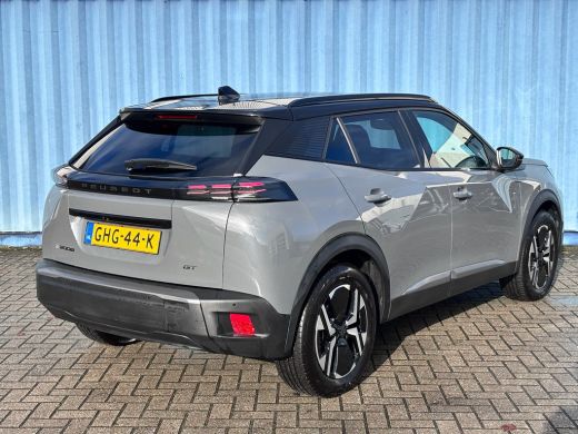 Peugeot e-2008 EV GT 54 kWh SOH 97,44% | WLTP 375 - 415 km | Cruise control adaptief | Navi fullscreen | 54kWh |... ActivLease financial lease