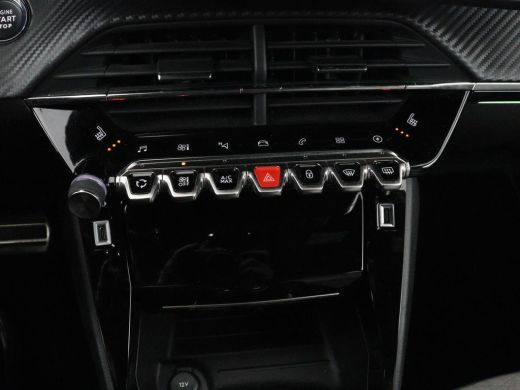 Peugeot e-208 EV GT 350 50 kWh | 27.200km NAP | SOH 93% | Stoelverwarming | Leder/Alcantara | Camera | Adaptive... ActivLease financial lease