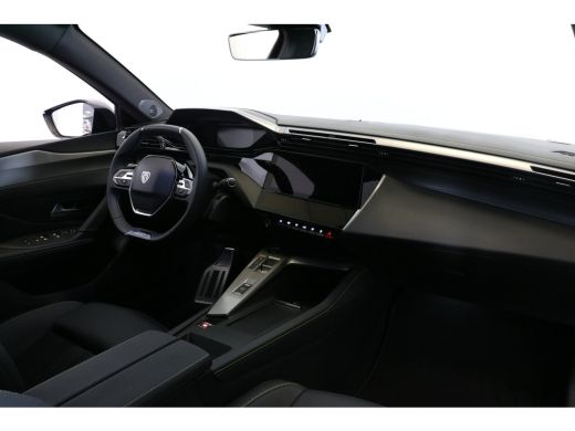 Peugeot e-308 GT 54 kWh | Navi | Camera | Stoel en stuur verw. | Ad. cruise control | Matrix LED lampen | Key-l... ActivLease financial lease