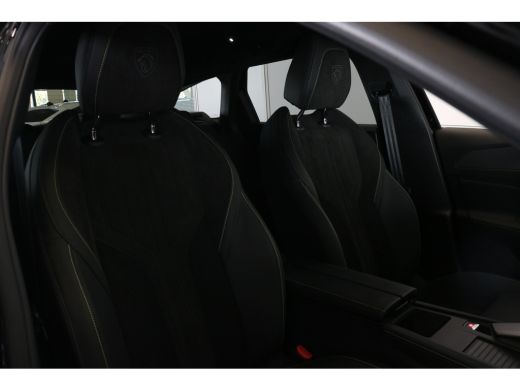 Peugeot e-308 GT 54 kWh | Navi | Camera | Stoel en stuur verw. | Ad. cruise control | Matrix LED lampen | Key-l... ActivLease financial lease