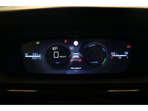 Peugeot e-308 GT 54 kWh | Navi | Camera | Stoel en stuur verw. | Ad. cruise control | Matrix LED lampen | Key-l... ActivLease financial lease