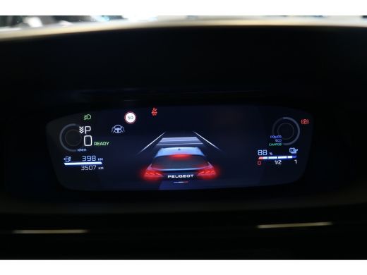Peugeot e-308 GT 54 kWh | Navi | Camera | Stoel en stuur verw. | Ad. cruise control | Matrix LED lampen | Key-l... ActivLease financial lease