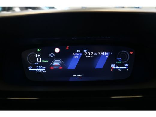 Peugeot e-308 GT 54 kWh | Navi | Camera | Stoel en stuur verw. | Ad. cruise control | Matrix LED lampen | Key-l... ActivLease financial lease