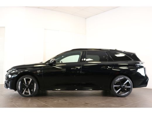 Peugeot e-308 GT 54 kWh | Navi | Camera | Stoel en stuur verw. | Ad. cruise control | Matrix LED lampen | Key-l... ActivLease financial lease