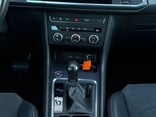 Seat Ateca 1.5 TSI 150 pk Style Business Intense 7-DSG | Achteruitrijcamera | Navigatie | Alcantara/leder st... ActivLease financial lease