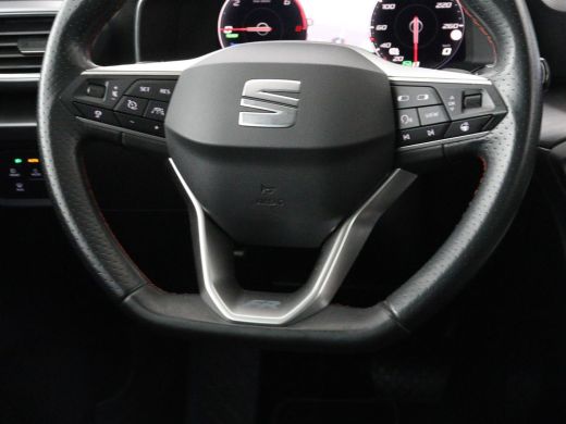 Seat Leon 1.4 TSI eHybrid PHEV FR | Stoelverwarming | Adaptive cruise | Navigatie | Sfeerverlichting | Stuu... ActivLease financial lease